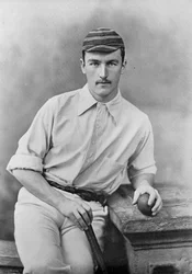 J.J. Ferris, aus Berühmte Cricketspieler und Cricketplätze, veröffentlicht von Hudson und Kearns, 1895